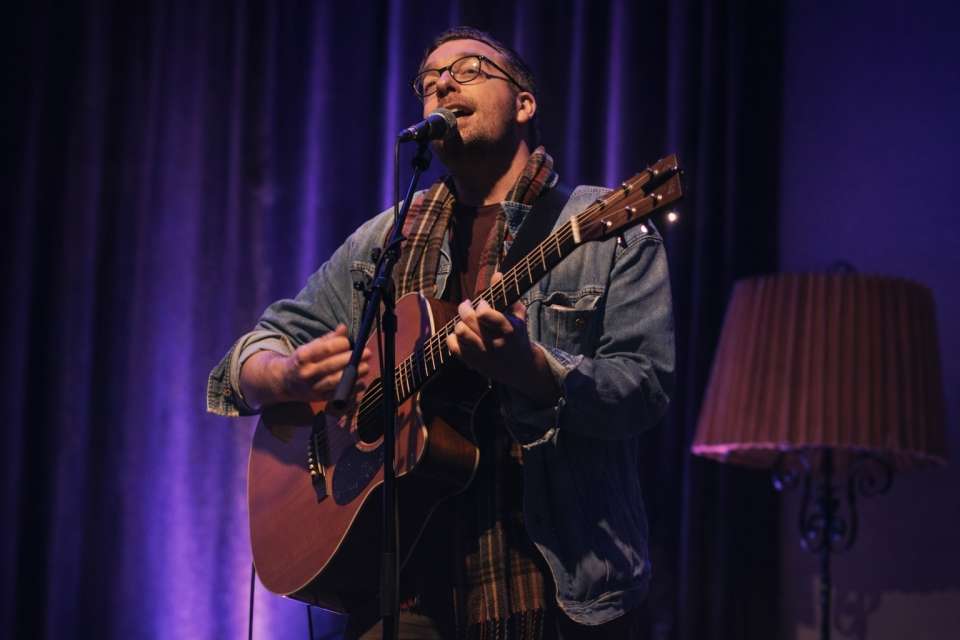 Diamond Acoustic | East Sussex Acoustic Singer Guitarist For Hire