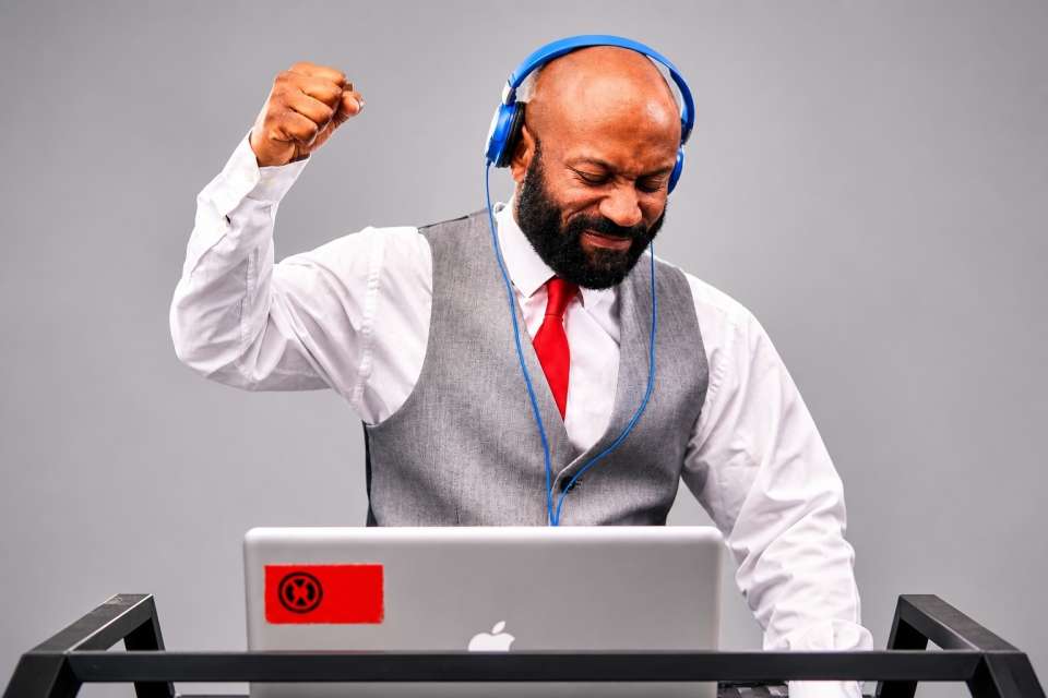 DJ Mac | London DJ For Hire