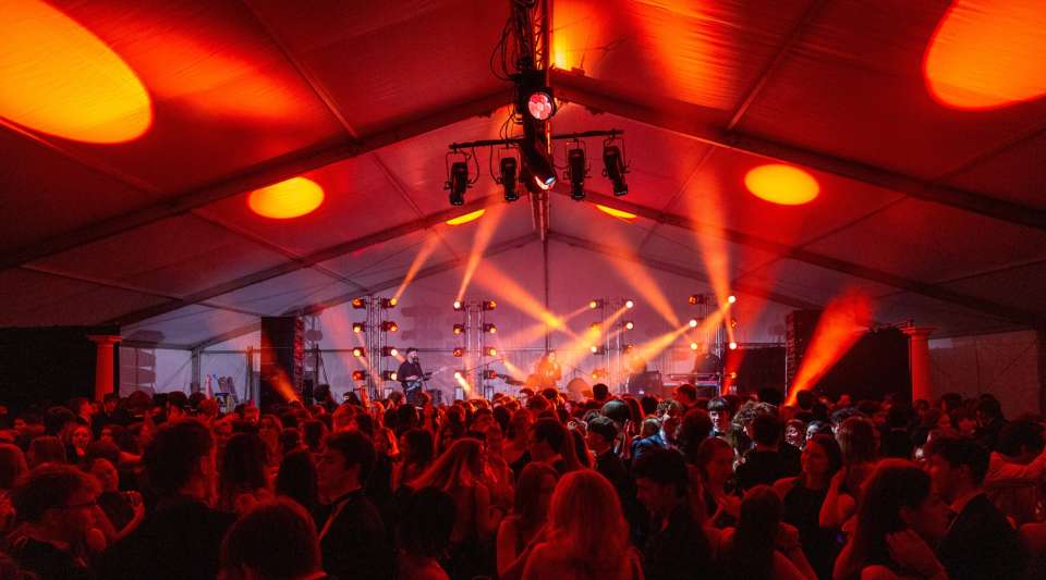 Level Up | Manchester Pop and Soul Band For Hire 13