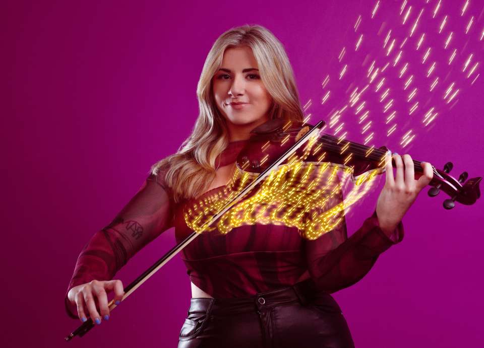 Layla Violinist | Liverpool Violinist For Hire