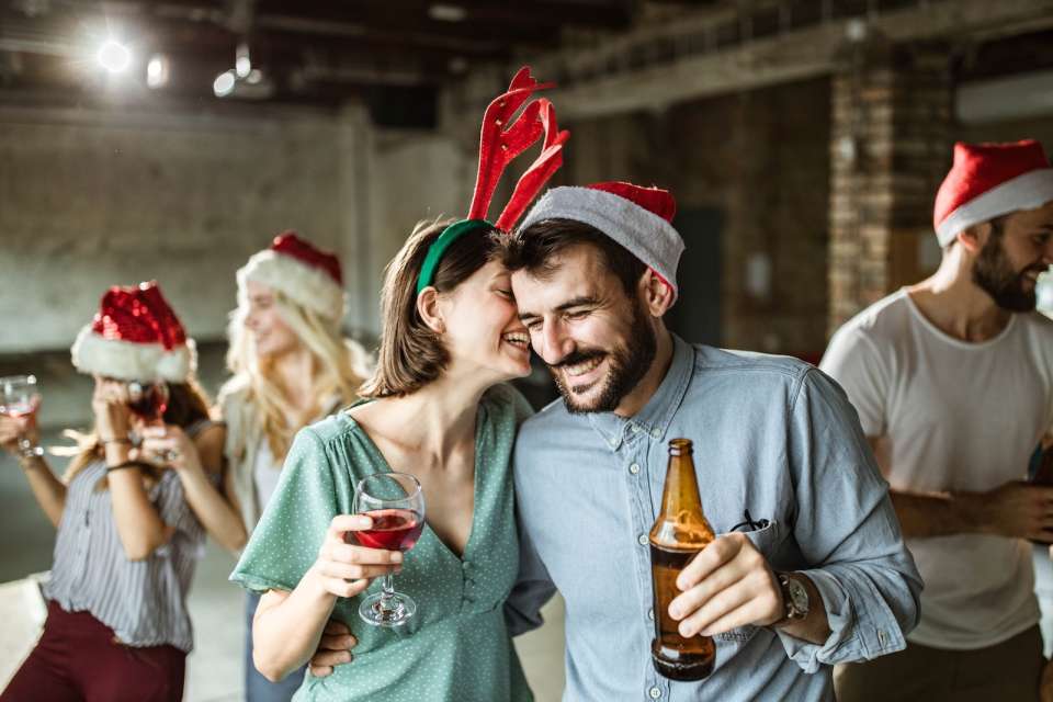 How to Plan an Office Christmas Party: An 8 Step Guide