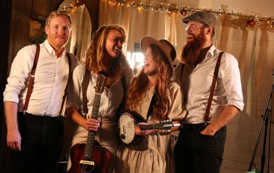 The Hometown Hop | Warwickshire Folk Band For Hire