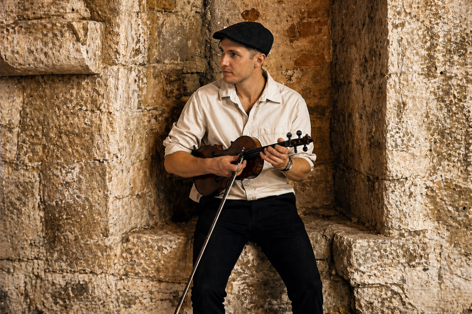 Will Woodman | East Sussex Singer Guitarist For Hire